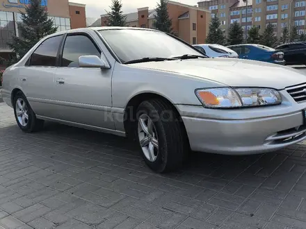 Toyota Camry 2001 года за 4 500 000 тг. в Актобе – фото 9