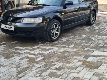 Volkswagen Passat 1998 года за 2 800 000 тг. в Алматы – фото 6