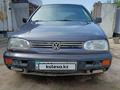 Volkswagen Golf 1994 годаfor900 000 тг. в Актобе – фото 2