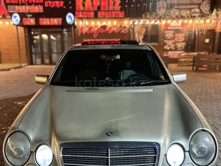 Mercedes-Benz E 280 1997 года за 2 700 000 тг. в Алматы – фото 3