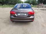 Volkswagen Jetta 2014 года за 4 850 000 тг. в Актобе – фото 4