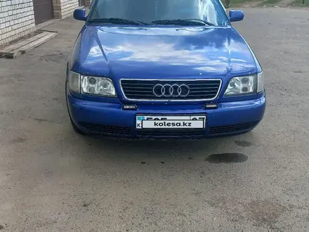 Audi A6 1994 года за 3 500 000 тг. в Уральск – фото 2