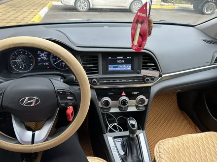 Hyundai Elantra 2018 года за 7 900 000 тг. в Караганда – фото 7