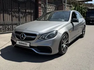 Mercedes-Benz E 63 AMG