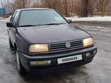 Volkswagen Vento 1993 года за 1 140 000 тг. в Уральск – фото 2