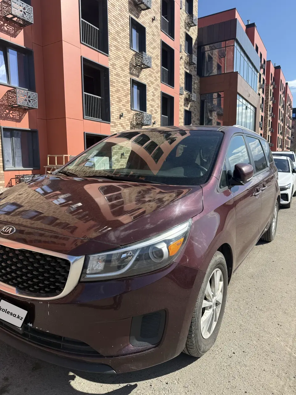 Kia Carnival, 2015