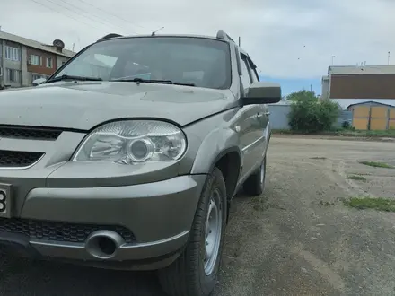 Chevrolet Niva 2013 года за 3 250 000 тг. в Семей – фото 4