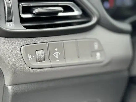 Hyundai i30 2022 года за 9 900 000 тг. в Алматы – фото 11