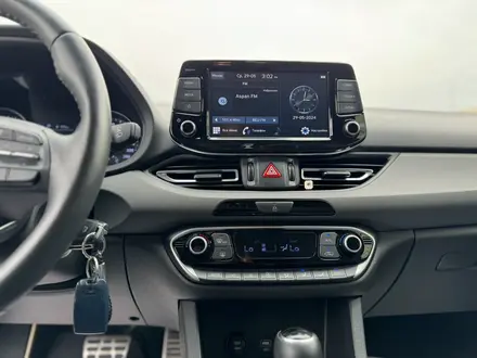 Hyundai i30 2022 года за 9 900 000 тг. в Алматы – фото 16