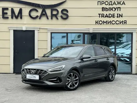 Hyundai i30 2022 года за 9 900 000 тг. в Алматы