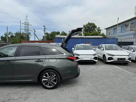 Hyundai i30 2022 года за 9 900 000 тг. в Алматы – фото 6