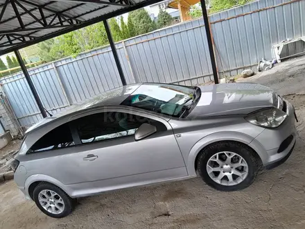 Opel Astra 2010 года за 2 600 000 тг. в Алматы – фото 2