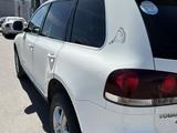 Volkswagen Touareg 2008 года за 5 500 000 тг. в Астана – фото 4
