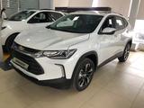 Chevrolet Tracker Premier 2025 года за 10 490 000 тг. в Атырау