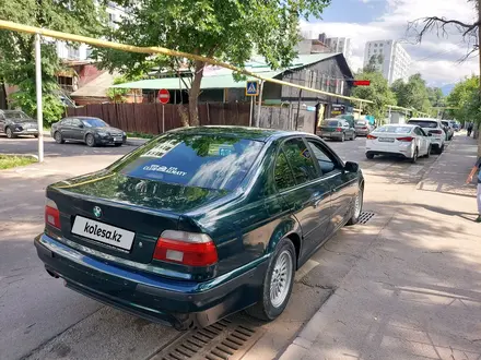 BMW 528 1997 года за 3 600 000 тг. в Алматы – фото 2
