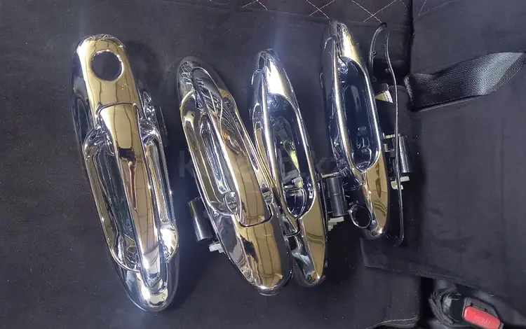 Наружние хромовые ручки хром за 2 000 тг. в Алматы