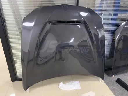 Капот карбоновый за 550 000 тг. в Алматы