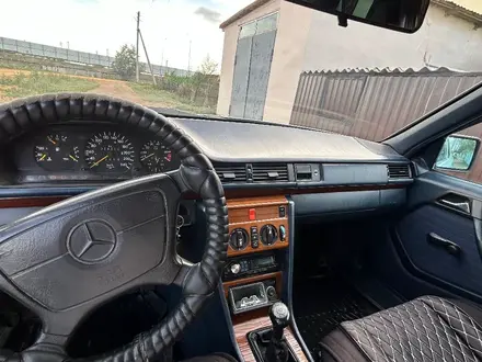 Mercedes-Benz E 220 1993 годаүшін1 700 000 тг. в Жезказган – фото 8