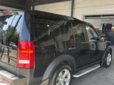 Land Rover Discovery 2005 года за 5 700 000 тг. в Шымкент – фото 2