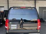 Land Rover Discovery 2005 года за 5 700 000 тг. в Шымкент – фото 3