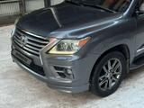 Lexus LX 570 2012 года за 23 950 000 тг. в Астана – фото 4