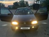 Volkswagen Golf 1995 годаүшін1 000 000 тг. в Алматы