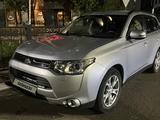 Mitsubishi Outlander 2013 года за 9 800 000 тг. в Семей – фото 3