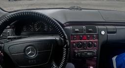 Mercedes-Benz E 240 1998 года за 3 200 000 тг. в Актобе – фото 5