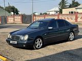 Mercedes-Benz E 280 1998 года за 3 800 000 тг. в Алматы