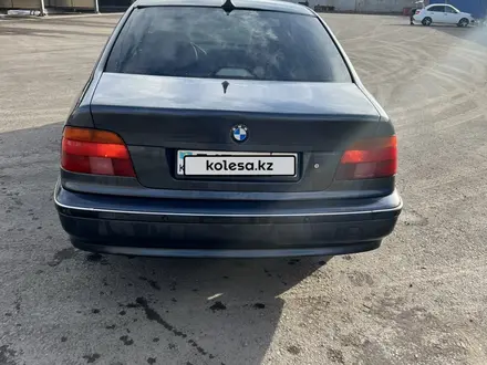 BMW 523 1996 года за 2 670 000 тг. в Караганда – фото 4