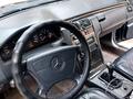 Mercedes-Benz E 230 1997 годаfor3 000 000 тг. в Шымкент – фото 3