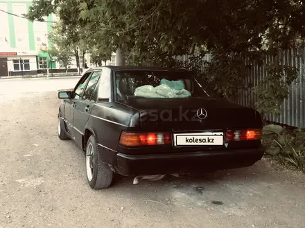 Mercedes-Benz 190 1987 года за 500 000 тг. в Астана – фото 4