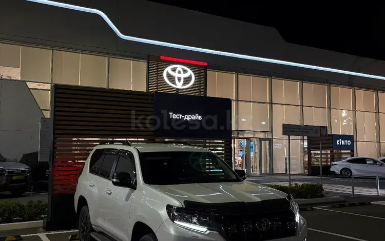Toyota Land Cruiser Prado 2022 года за 33 500 000 тг. в Актау