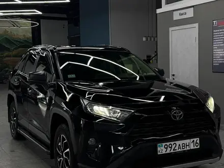 РАВ 4 RAV 2019 — губа и защита бампера с усилителем, всё на ТОЙОТА ЛЕКСУС за 27 000 тг. в Костанай – фото 3