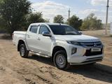 Mitsubishi L200 2022 года за 12 500 000 тг. в Актобе – фото 2
