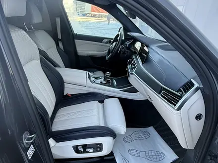 BMW X7 2022 года за 55 000 000 тг. в Алматы – фото 8