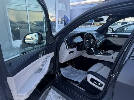 BMW X7 2022 года за 55 000 000 тг. в Алматы – фото 11