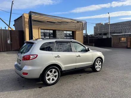 Hyundai Santa Fe 2006 года за 7 000 000 тг. в Караганда – фото 9