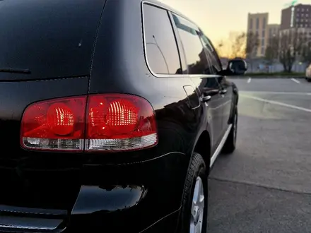 Volkswagen Touareg 2003 года за 6 500 000 тг. в Астана – фото 12