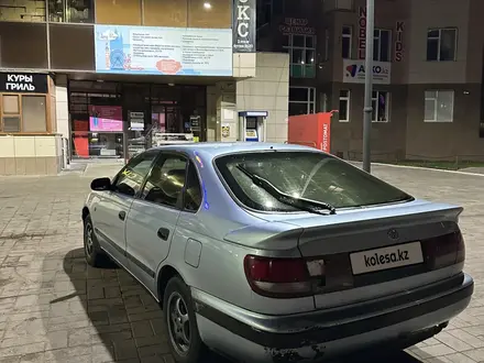 Toyota Carina E 1997 года за 1 800 000 тг. в Семей – фото 5