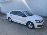 Volkswagen Polo 2014 года за 4 600 000 тг. в Атырау – фото 2