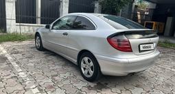 Mercedes-Benz C 180 2003 годаfor2 800 000 тг. в Алматы – фото 5