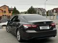 Toyota Camry 2018 года за 13 800 000 тг. в Алматы – фото 13