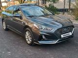 Hyundai Sonata 2019 года за 8 000 000 тг. в Кентау – фото 3