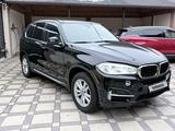BMW X5 2016 года за 15 800 000 тг. в Алматы – фото 2