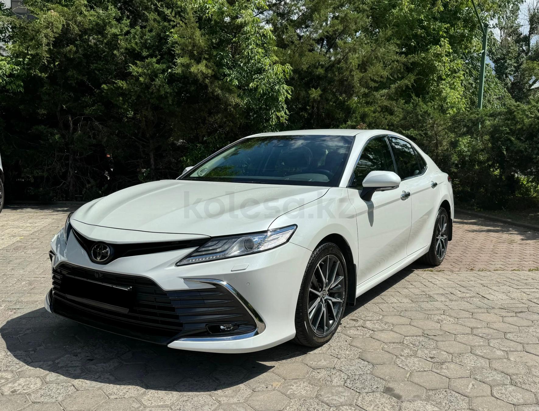 Toyota Camry 2021 г.