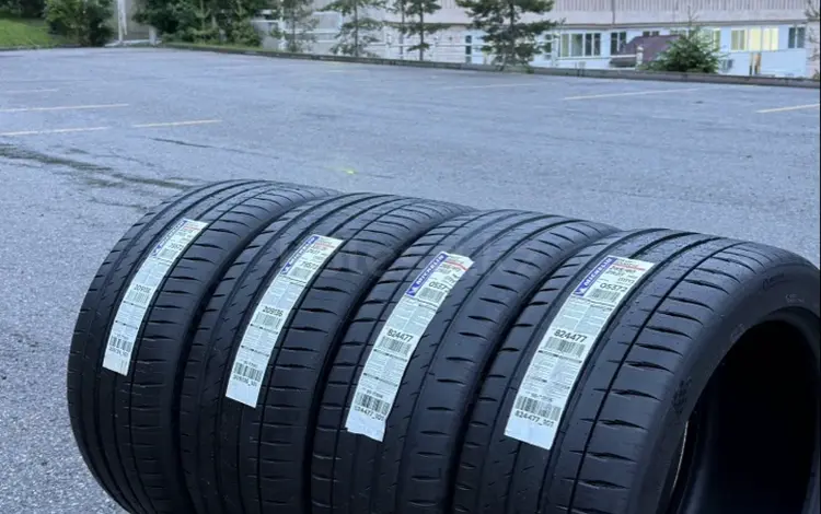 Michelin pilot sport 4s MO перед 285/40 R23 зад 325/35 R23. за 1 300 000 тг. в Алматы