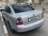 Volkswagen Passat 2004 годаүшін4 000 000 тг. в Сатпаев – фото 3