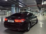 Toyota Camry 2023 года за 15 500 000 тг. в Алматы – фото 4