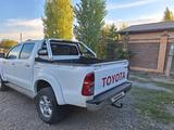 Toyota Hilux 2012 года за 10 000 000 тг. в Кокшетау – фото 2